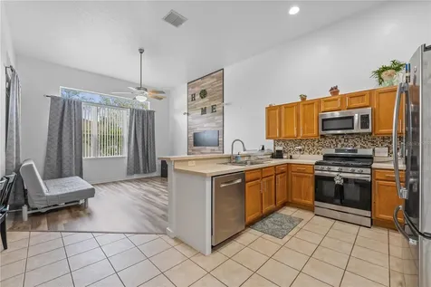 1005 Costa Mesa Lane Kissimmee FL 34744