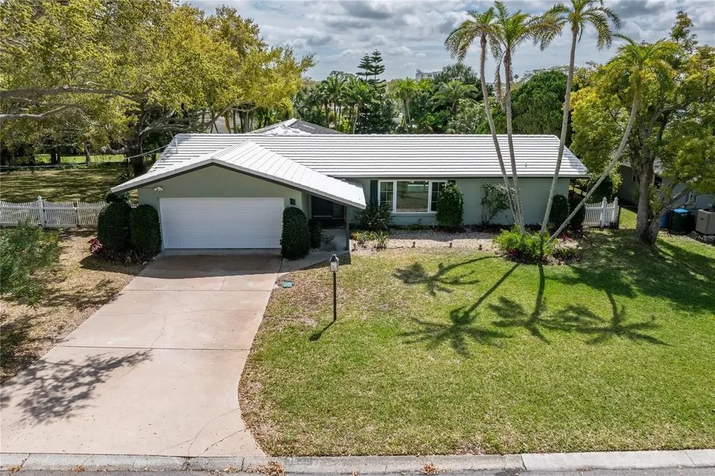 3820 Mckay Creek Drive Largo FL 33770