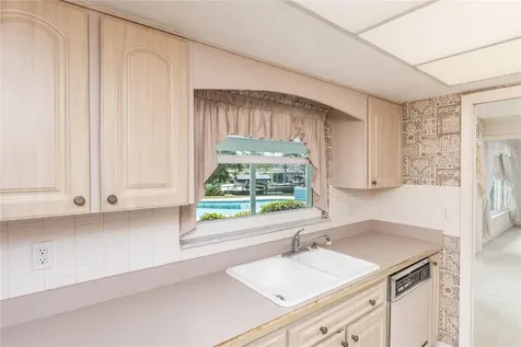 3820 Mckay Creek Drive Largo FL 33770
