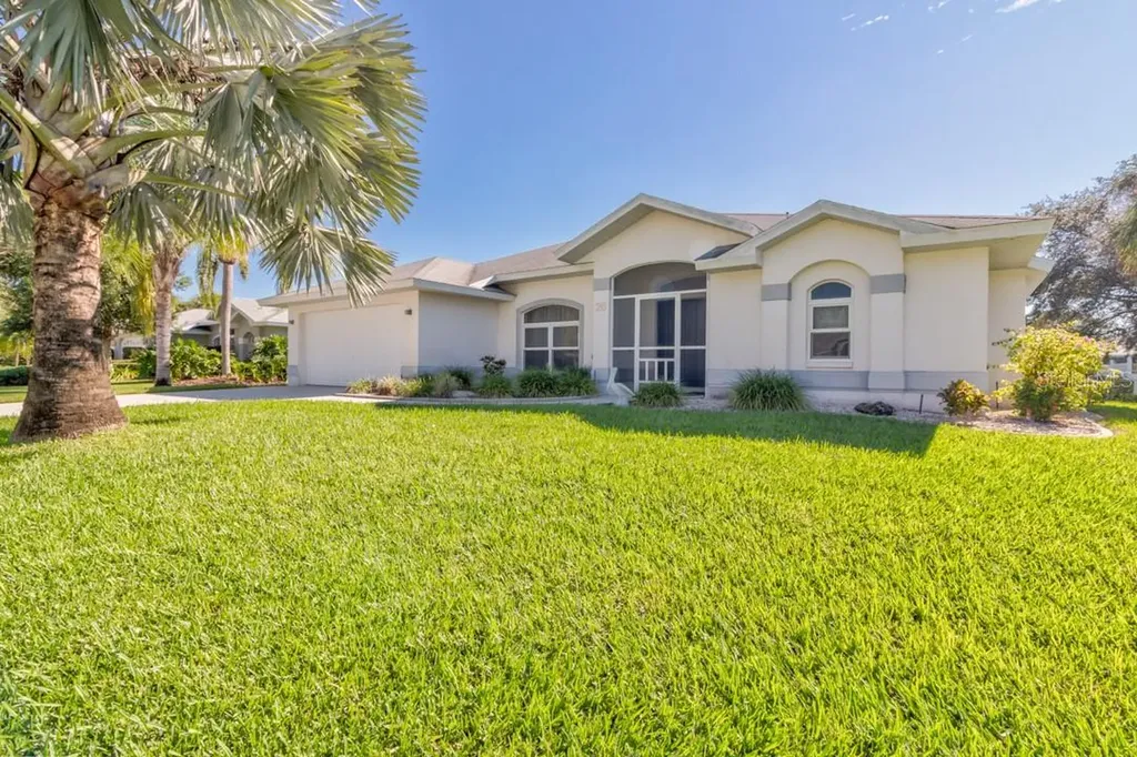 26 Long Meadow Lane Rotonda West FL 33947