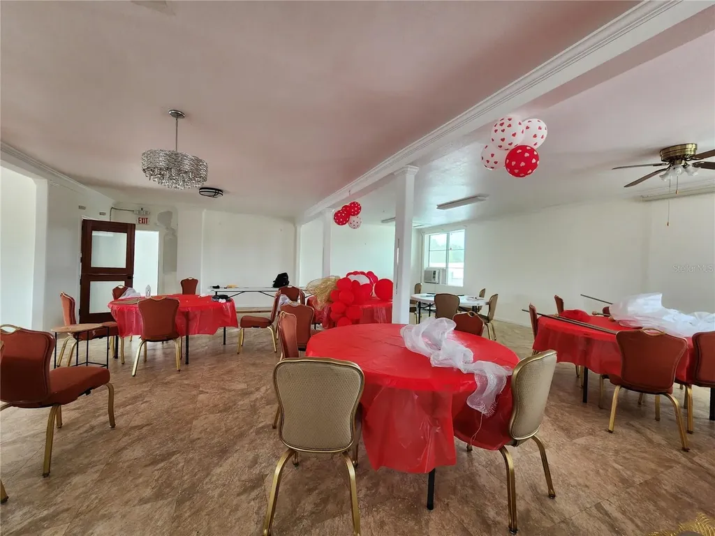 1315 9th Avenue N St Petersburg FL 33705