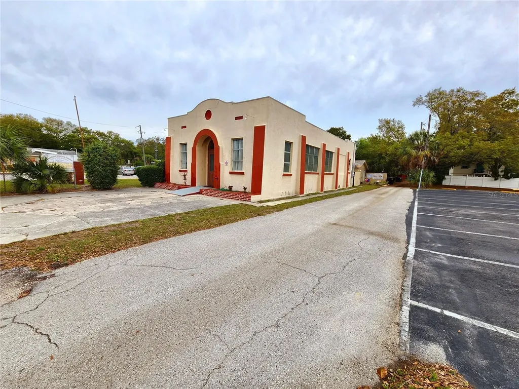 1315 9th Avenue N St Petersburg FL 33705