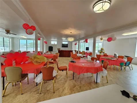 1315 9th Avenue N St Petersburg FL 33705