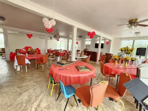 1315 9th Avenue N St Petersburg FL 33705