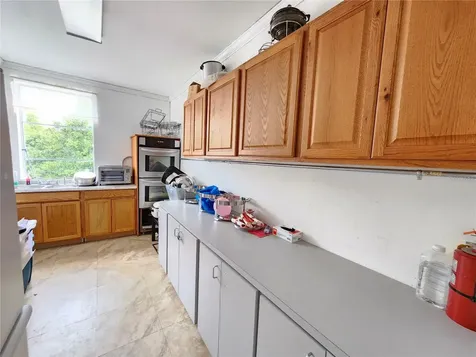 1315 9th Avenue N St Petersburg FL 33705