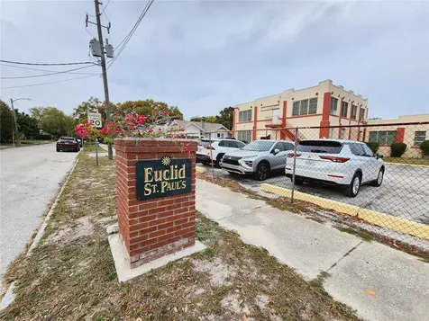 1315 9th Avenue N St Petersburg FL 33705