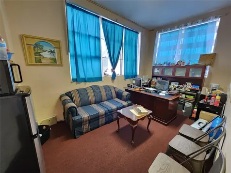 1315 9th Avenue N St Petersburg FL 33705