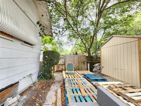 1315 9th Avenue N St Petersburg FL 33705