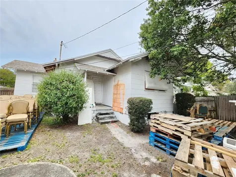 1315 9th Avenue N St Petersburg FL 33705