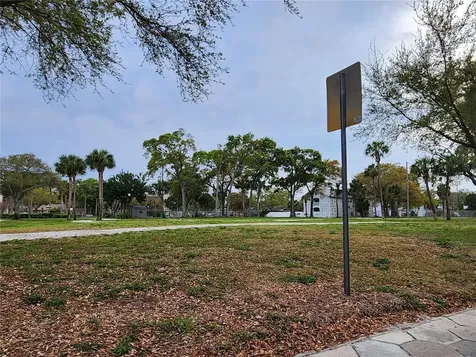 1315 9th Avenue N St Petersburg FL 33705