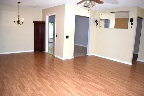 121 Lincoln Road Winter Haven FL 33884
