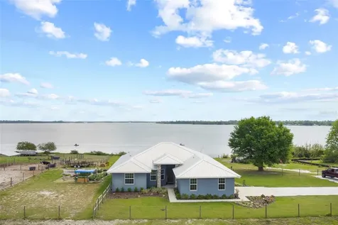 2910 Doc Lindsey Road Fort Meade FL 33841