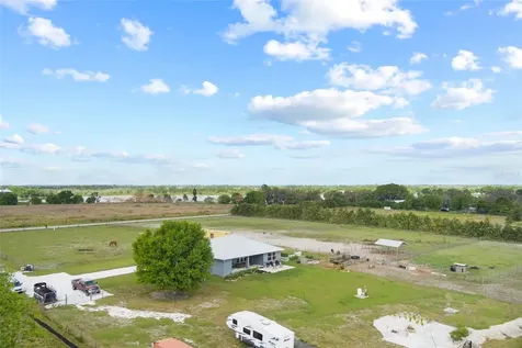 2910 Doc Lindsey Road Fort Meade FL 33841