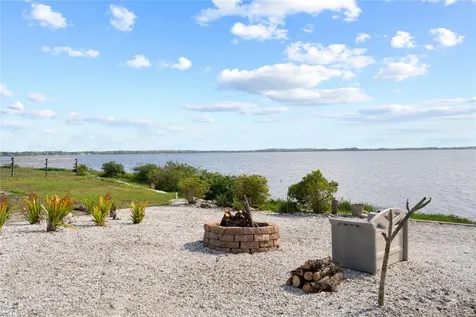 2910 Doc Lindsey Road Fort Meade FL 33841