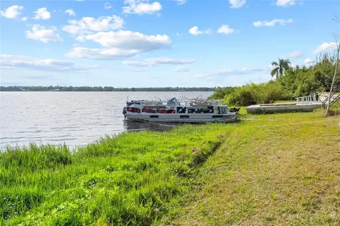 2910 Doc Lindsey Road Fort Meade FL 33841