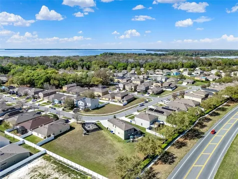 4955 Grassy Knoll Drive Tavares FL 32778