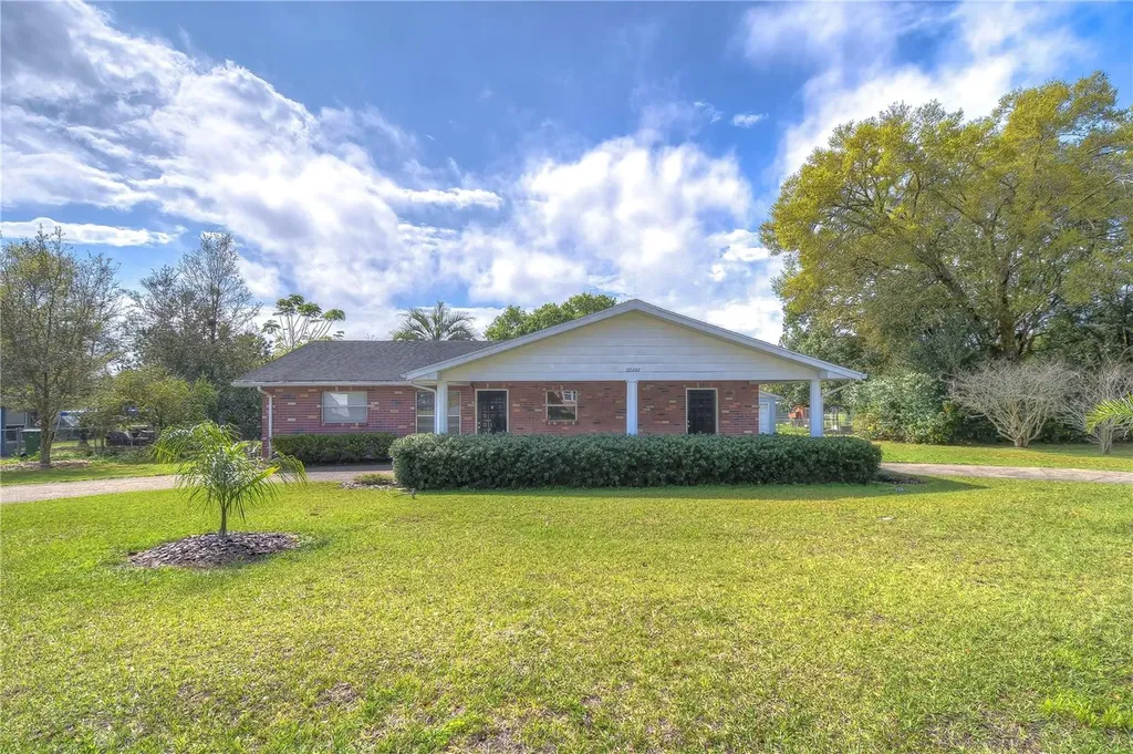 37242 Temple Avenue Zephyrhills FL 33541