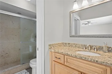 10427 Oakbrook Drive Tampa FL 33618