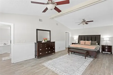 10427 Oakbrook Drive Tampa FL 33618
