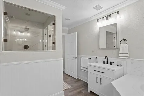 10427 Oakbrook Drive Tampa FL 33618