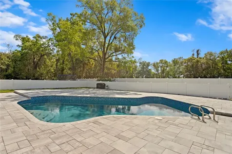10427 Oakbrook Drive Tampa FL 33618