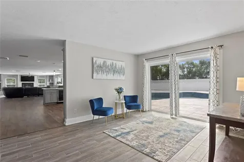 10427 Oakbrook Drive Tampa FL 33618