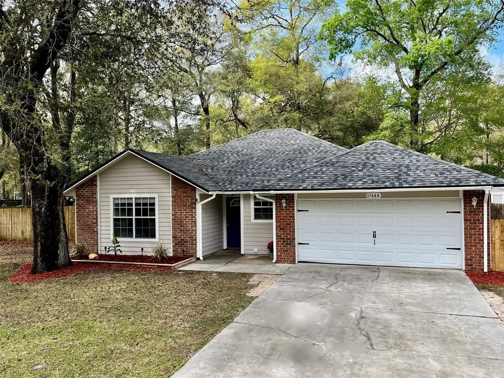 17644 NW 236th Way High Springs FL 32643