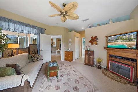 4722 78th Court E Bradenton FL 34203
