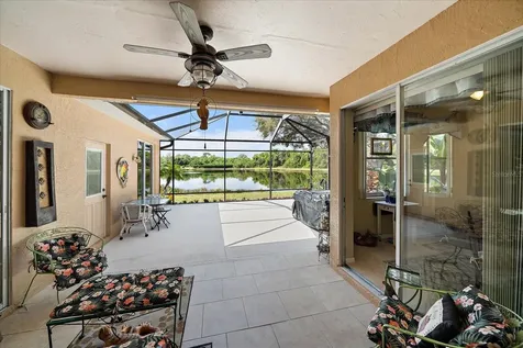 4722 78th Court E Bradenton FL 34203