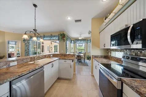 4722 78th Court E Bradenton FL 34203