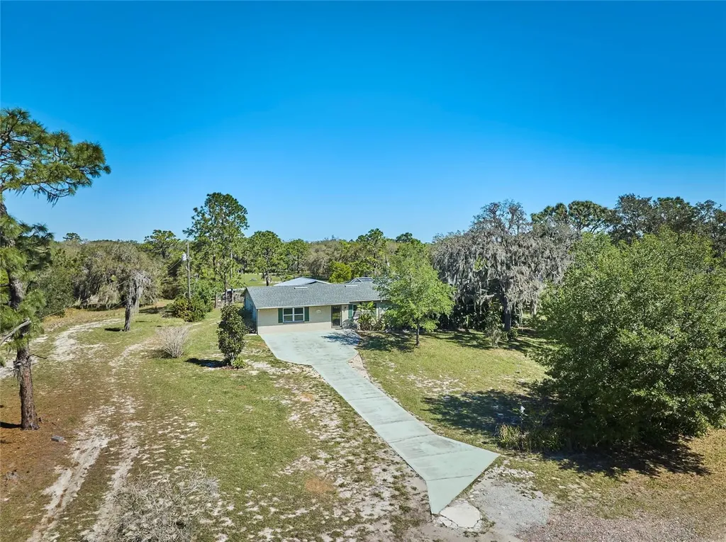 8920 Lighter Knot Drive Lake Wales FL 33898