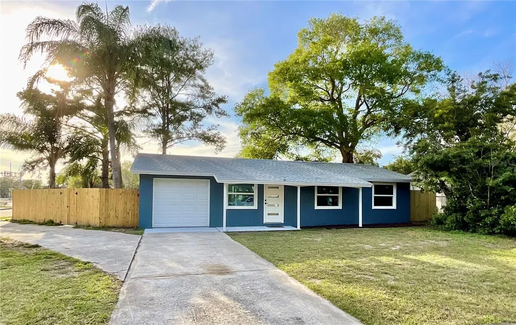 1000 Grantwood Avenue Clearwater FL 33759