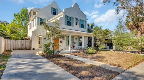 216 15th Avenue SE St Petersburg FL 33701