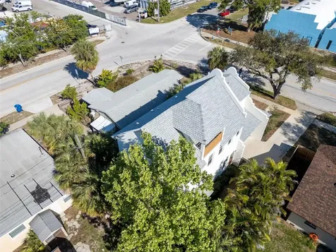 216 15th Avenue SE St Petersburg FL 33701