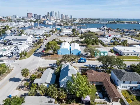 216 15th Avenue SE St Petersburg FL 33701