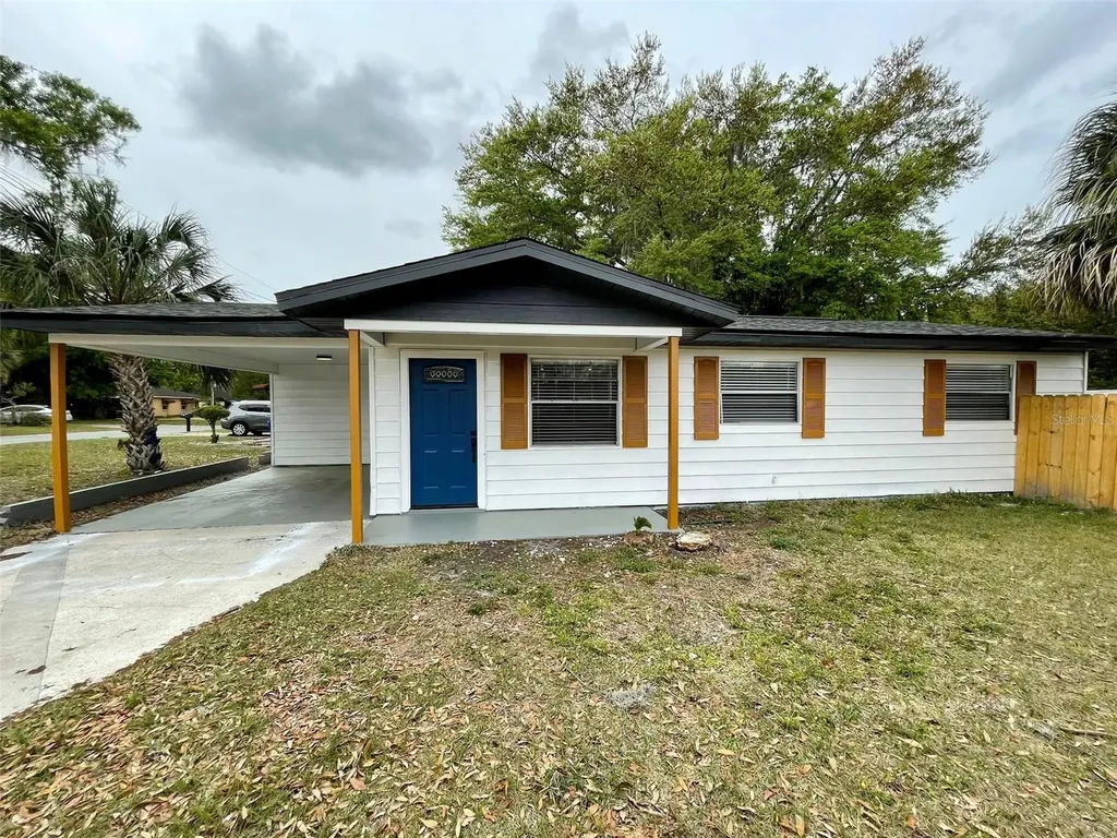 203 Bassedena Circle N Lakeland FL 33805