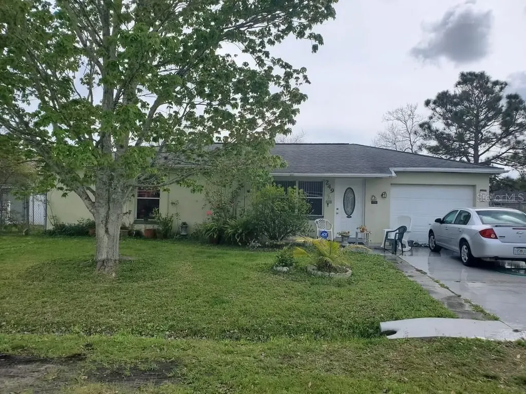 249 Canterbury Court Kissimmee FL 34758