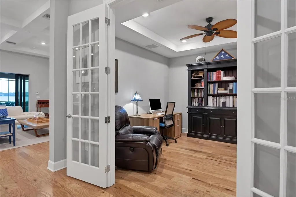 8016 Grande Shores Drive Sarasota FL 34240