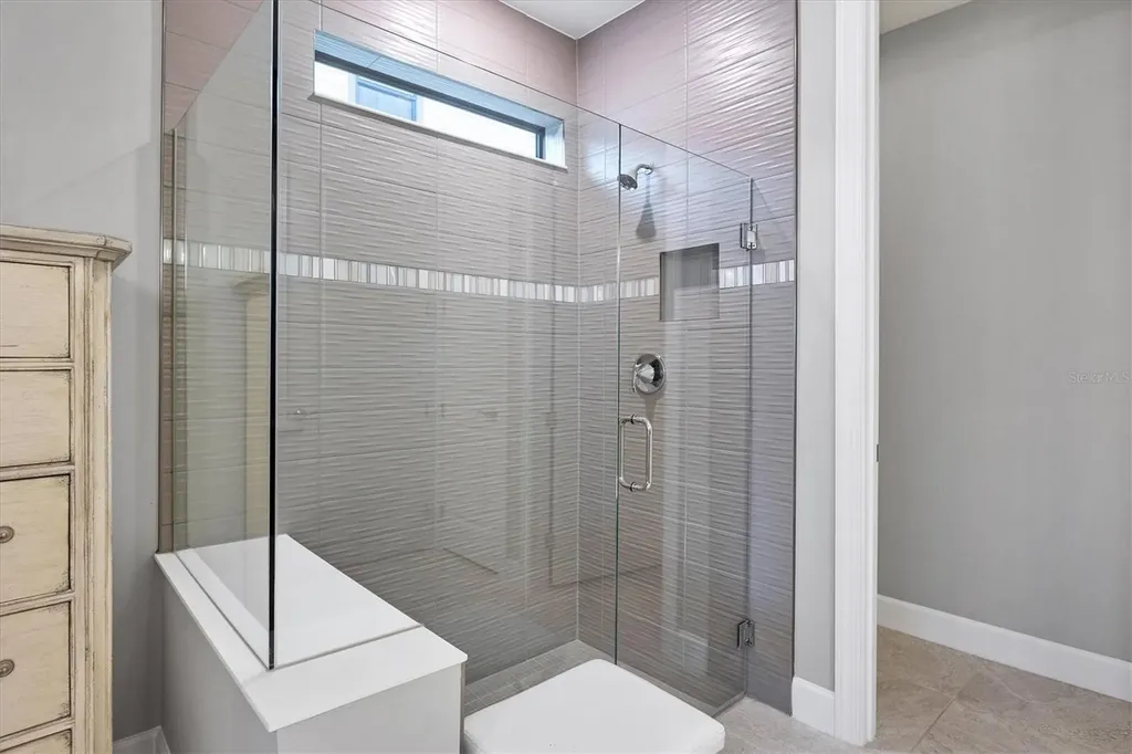 8016 Grande Shores Drive Sarasota FL 34240