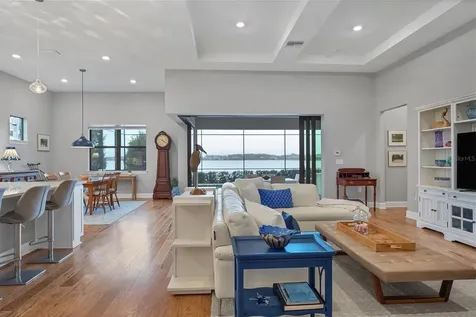 8016 Grande Shores Drive Sarasota FL 34240