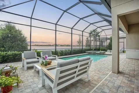 8016 Grande Shores Drive Sarasota FL 34240