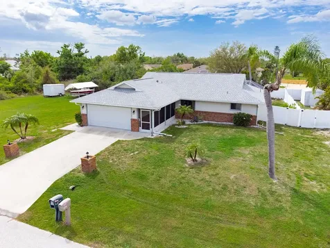 7021 Larkin Street Englewood FL 34224