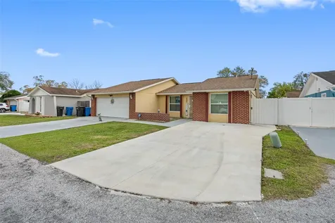 9305 Longstone Court Tampa FL 33615