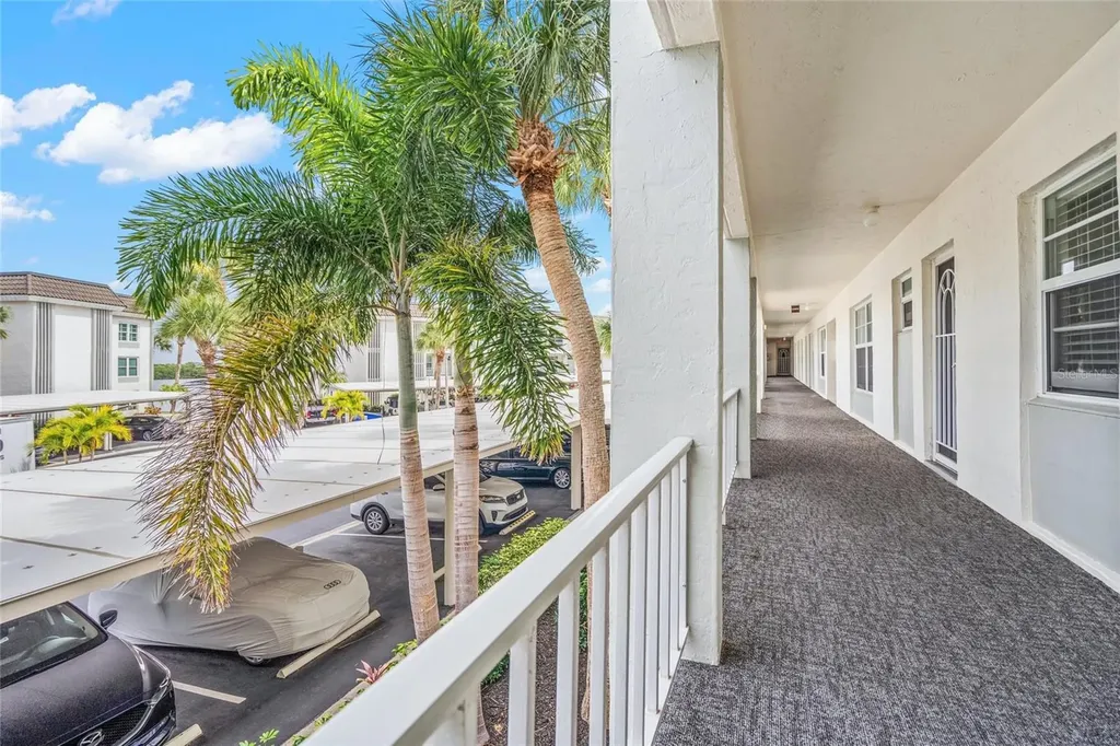 4380 Exeter Drive Longboat Key FL 34228