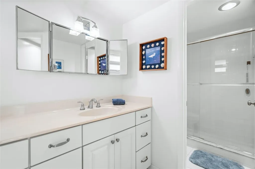 4380 Exeter Drive Longboat Key FL 34228