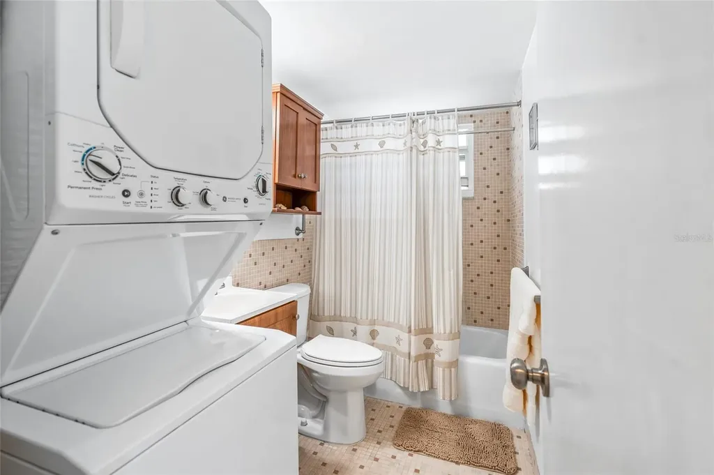 4380 Exeter Drive Longboat Key FL 34228