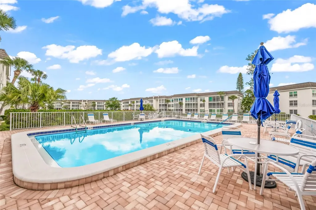 4380 Exeter Drive Longboat Key FL 34228