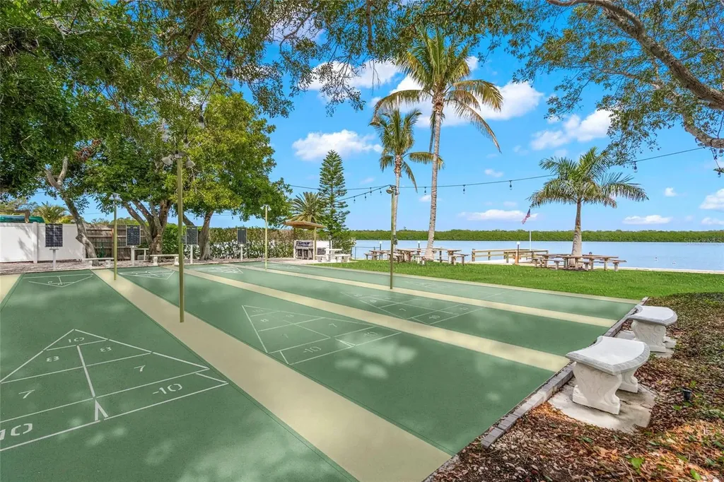 4380 Exeter Drive Longboat Key FL 34228