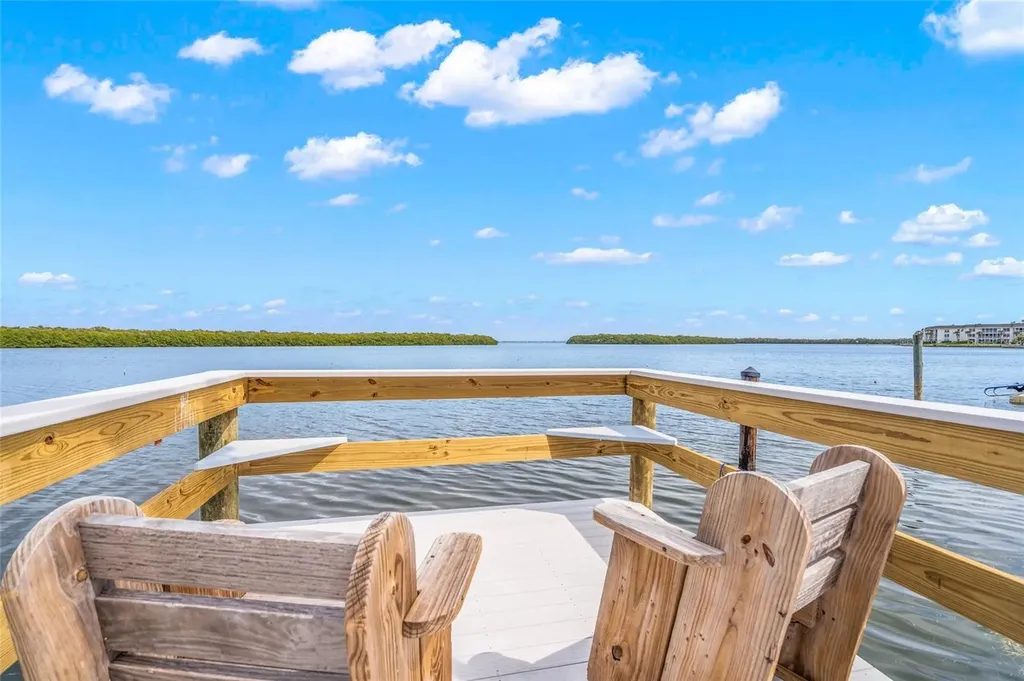 4380 Exeter Drive Longboat Key FL 34228