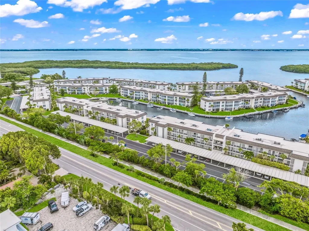 4380 Exeter Drive Longboat Key FL 34228